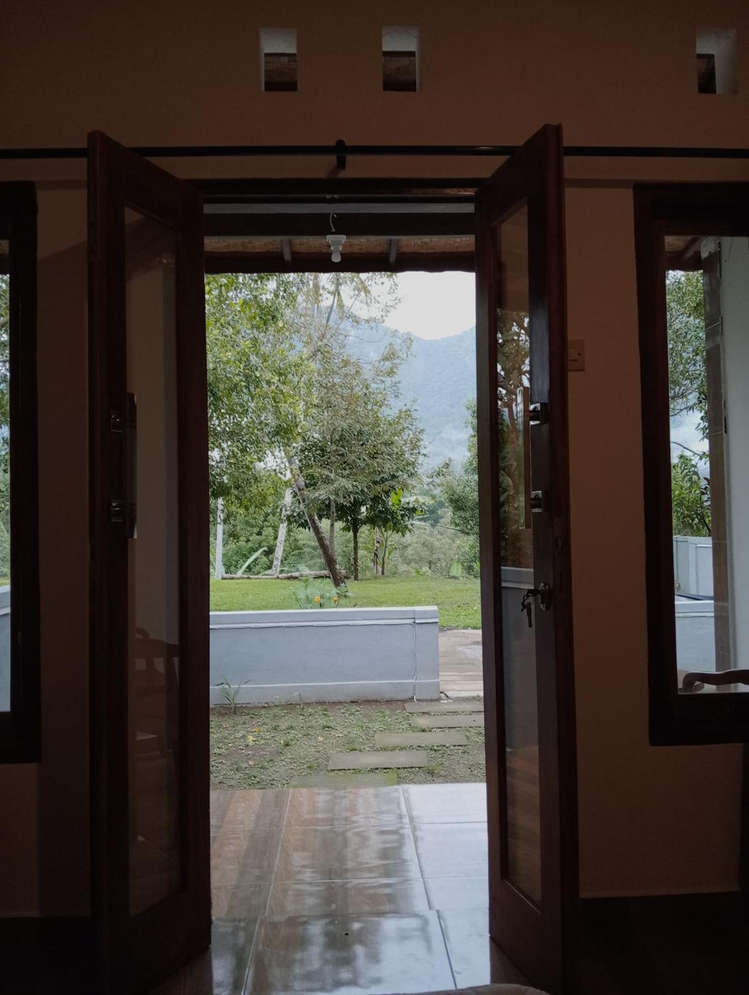 Jepun Homestay Lemukih Singaraja Exterior foto