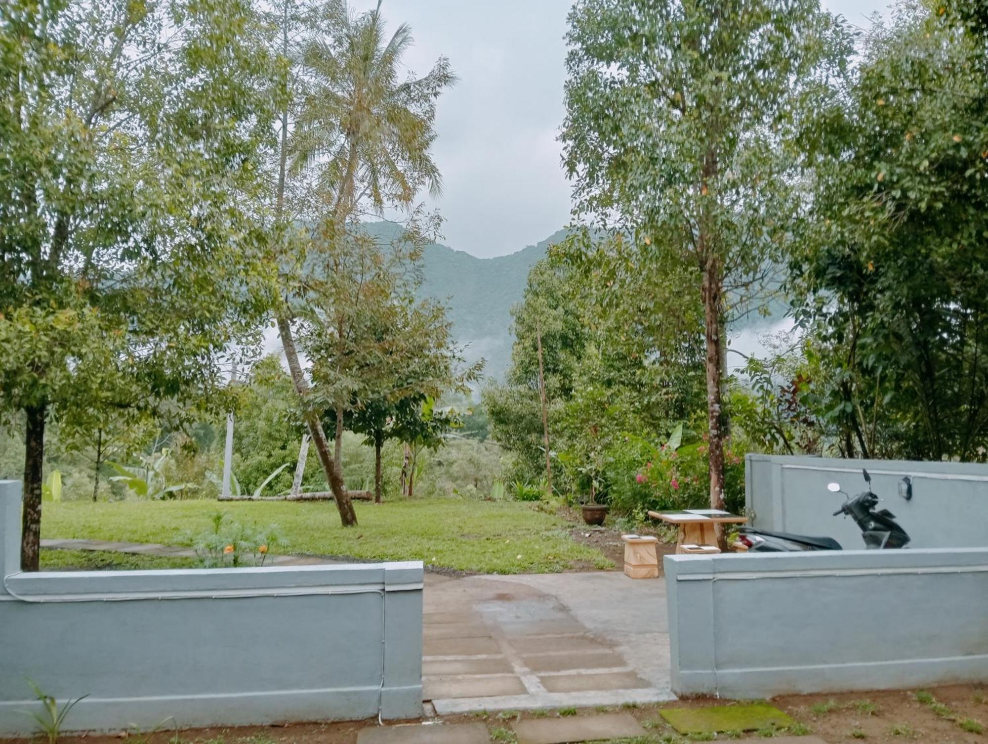 Jepun Homestay Lemukih Singaraja Exterior foto